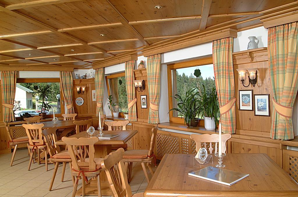 Berggasthaus Kandelhof Hotel Rohr  Exterior photo